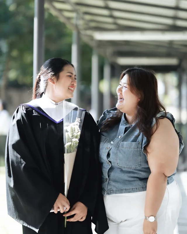 GT4 — Graduation photography by Nuchy