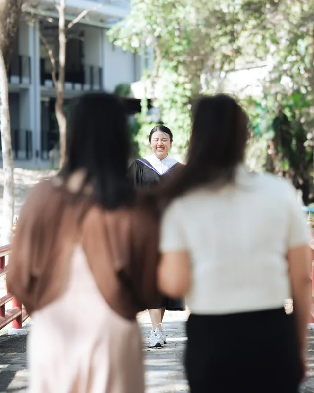GT9 — Graduation photography by Nuchy